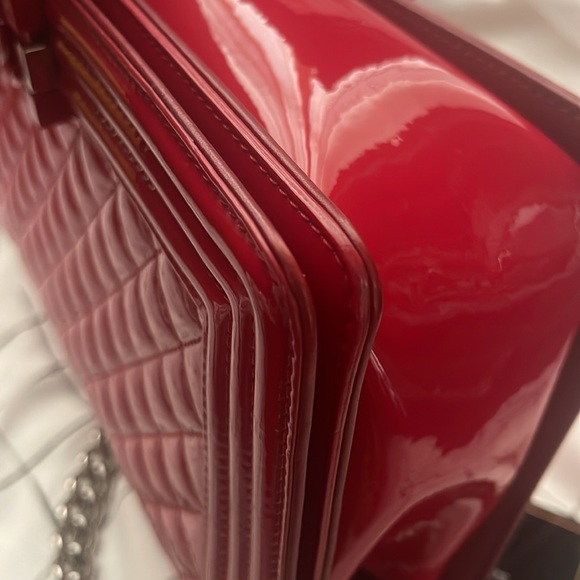 Chanel patent in excellent condition. Clean and in amazing condition. - Picture 7 of 16